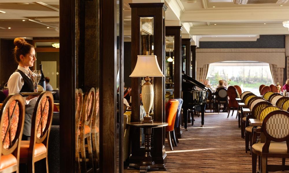 Killyhevlin Lakeside Hotel & Lodges Эннискиллен Экстерьер фото